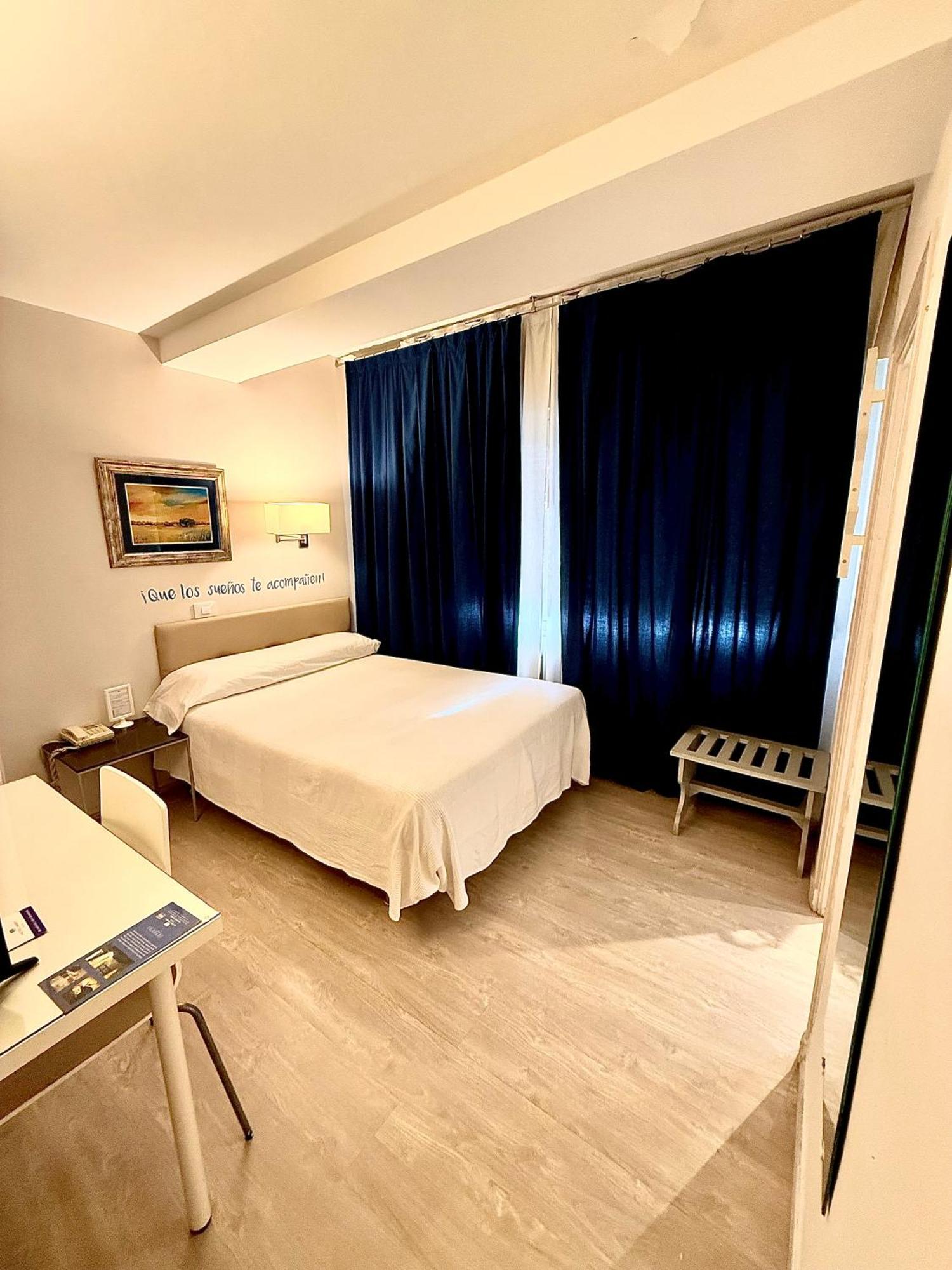 Hotel Virrey Arnedo Exteriör bild